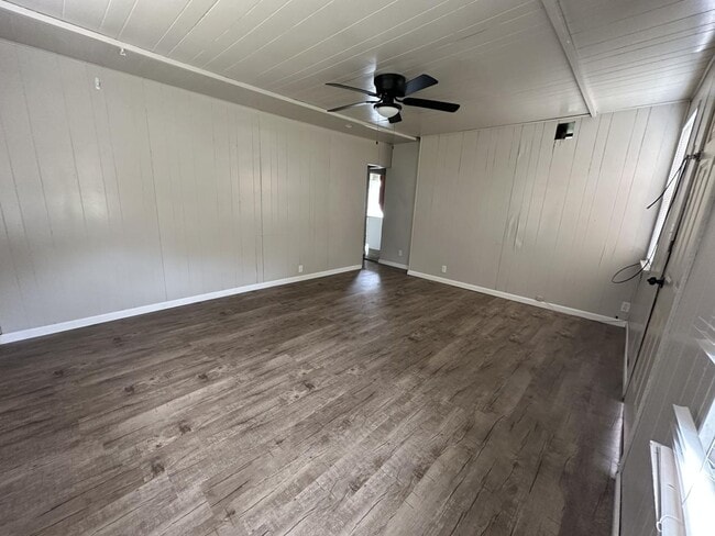 Photo - 812 W 5th St Unit 812 W 5th Street
