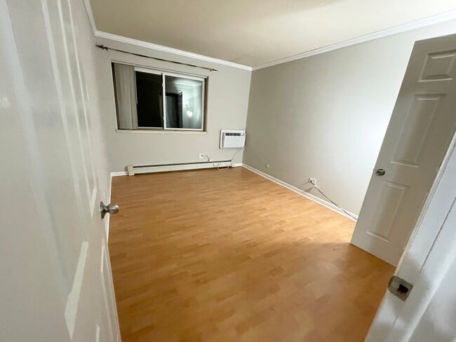 Photo - 1430 N Evergreen Ave