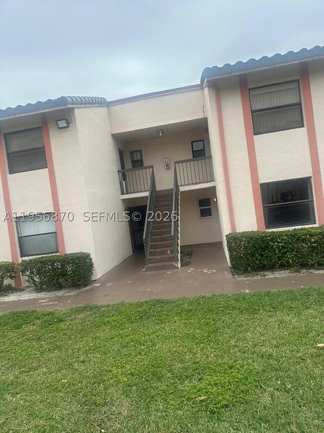 Photo - 855 NE 209th St Unit 203-34