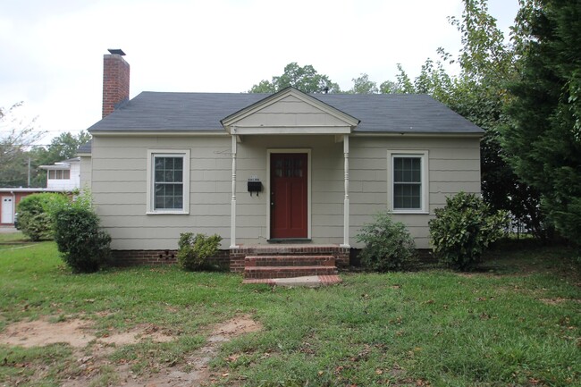 Exclusively Offered by Muse Realty, LLC - Exclusively Offered by Muse Realty, LLC Casa