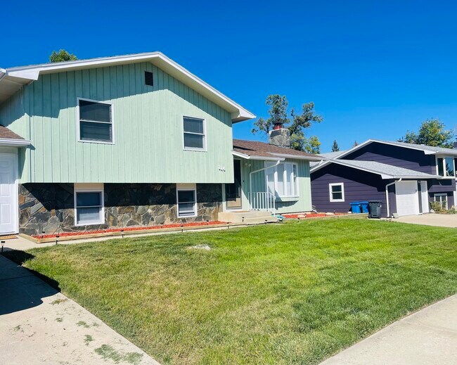 Photo - 114 E Liberty St