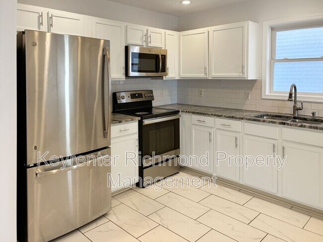 Photo - 1214 Bainbridge St