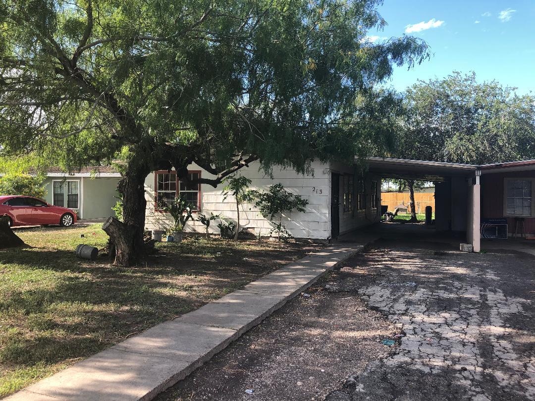 Photo - 215 Adkins Dr