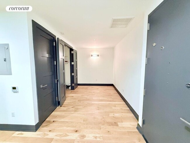 Photo - 10 Montieth St