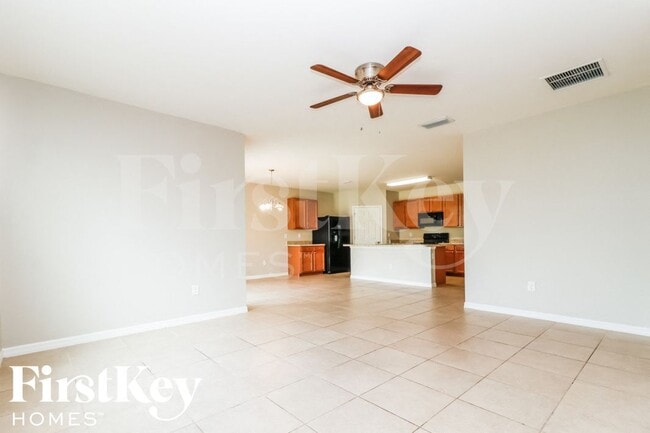 Photo - 710 SW 12th St