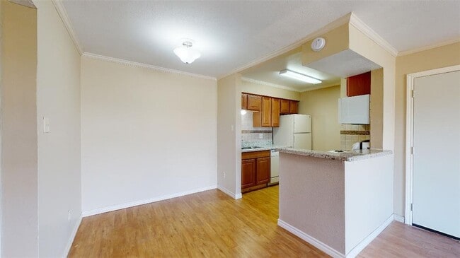 Photo - 904 University Oaks Blvd Unidad 1