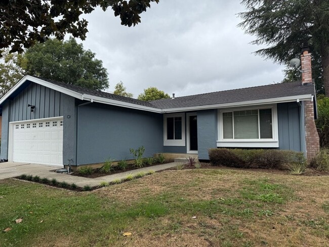 Spacious Corner Lot Home with Upgraded Fea... - Spacious Corner Lot Home with Upgraded Fea...