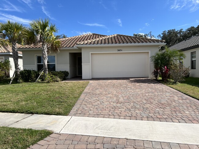 Photo - 3831 Carrick Bend Dr Casa