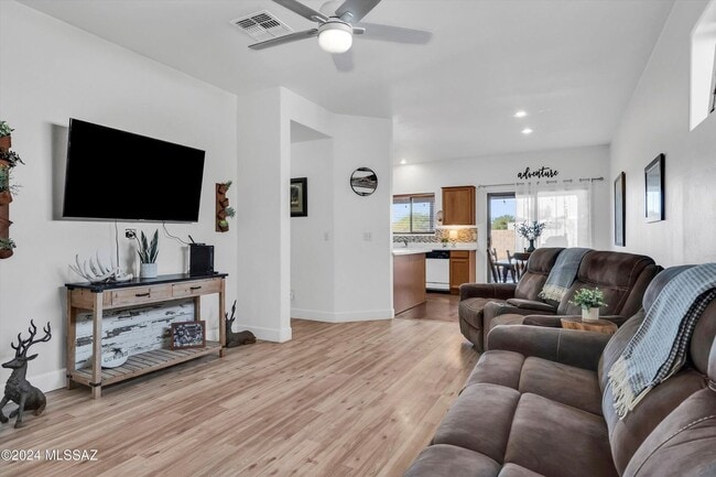 Photo - Incredible Spacious Back Yard! Large Covered Patio!