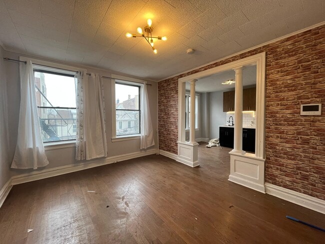 Photo - 87 Romaine Ave Unit 6