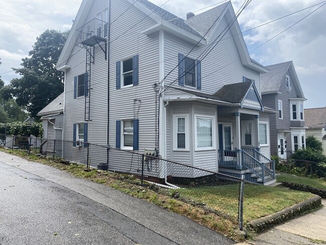 Photo - 34 Richardson St Unit #2