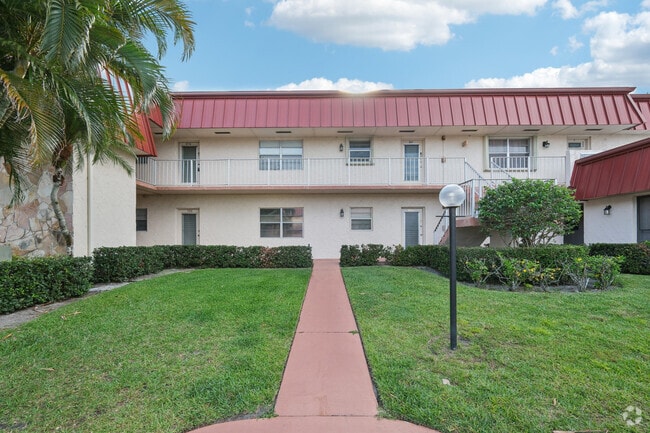 Building Photo - 12012 Greenway Cir S Unit 206 Rental
