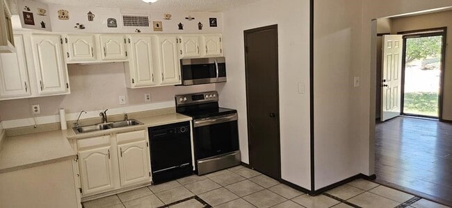 Photo - 1716 Coronado Ave