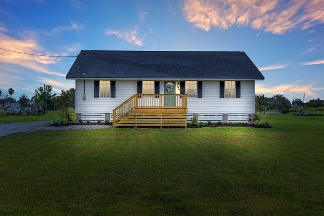 Photo - 127 Kathy Rd