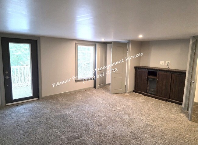 Photo - 1119 Riverside Dr Unit 2