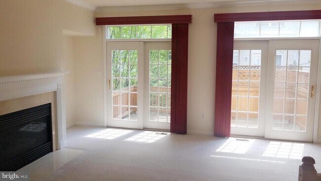 Photo - 9609 Athens Pl