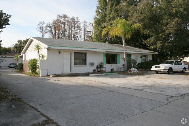 Photo - Lake Melena Way Apartments