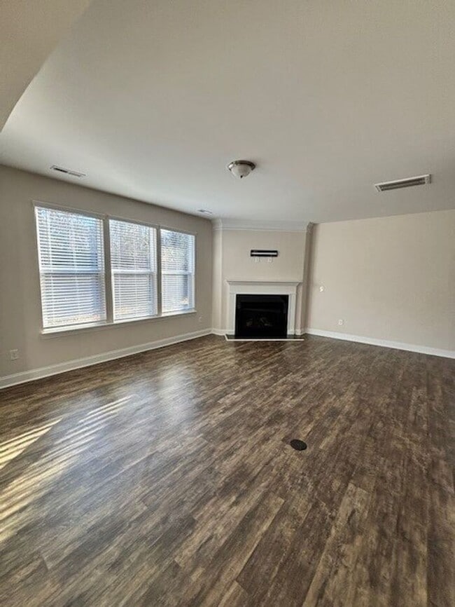 Photo - T.R. Lawing Realty Property