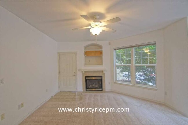 Photo - 4315 Issaquah-Pine Lake Rd SE Unidad #1004