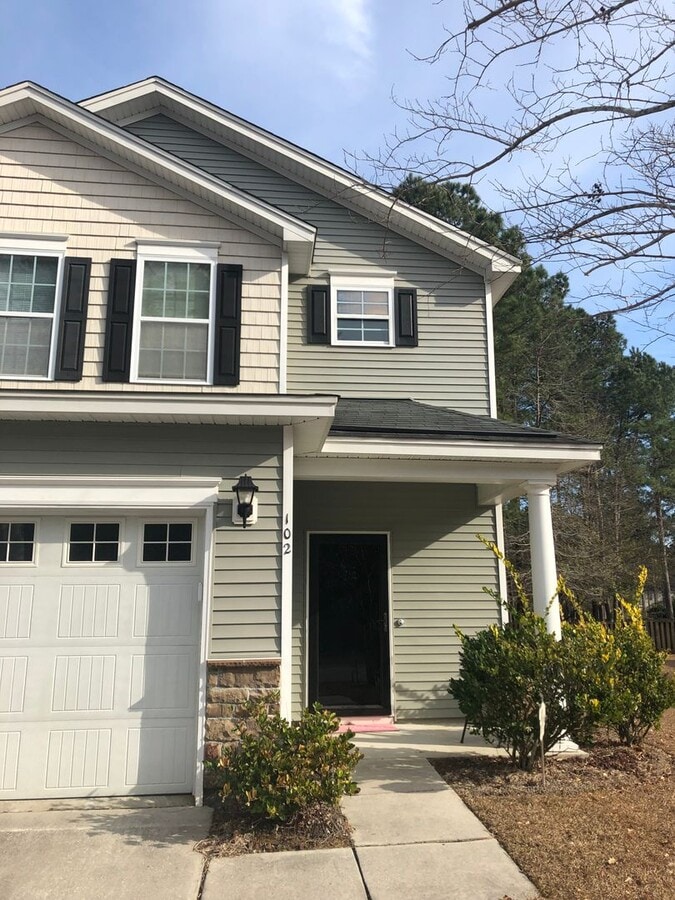 3 bed / 2.5 bath in Ladson, SC - 3 bed / 2.5 bath in Ladson, SC