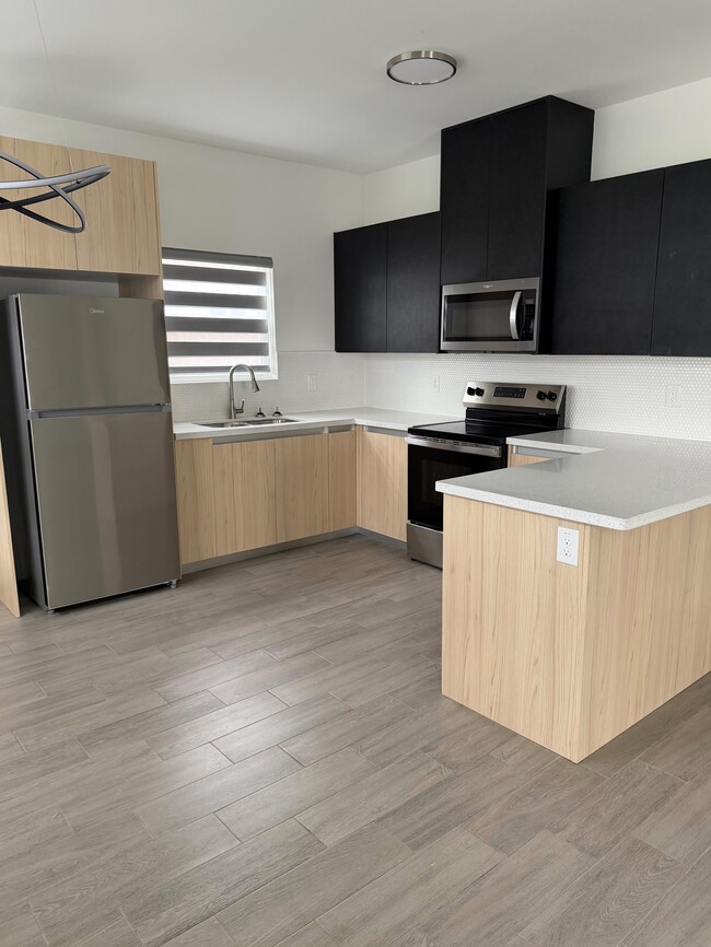 Photo - 220 W Campeche Ave Unit Apartment 3