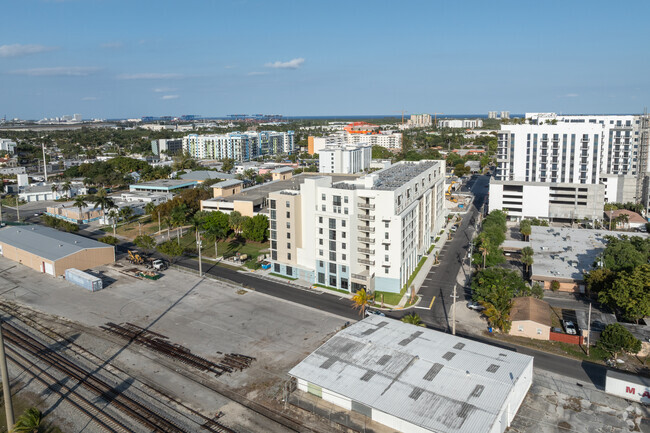 75 Park Ave W Dania Beach, FL 33004 - City Place Apartments