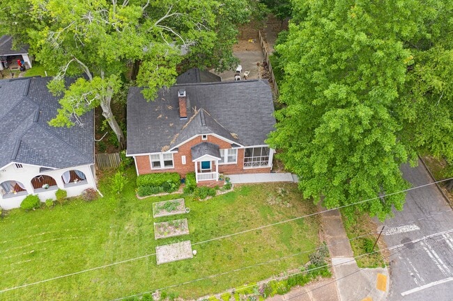 Photo - 3 Bedroom 2 Bath Brick Bungalow