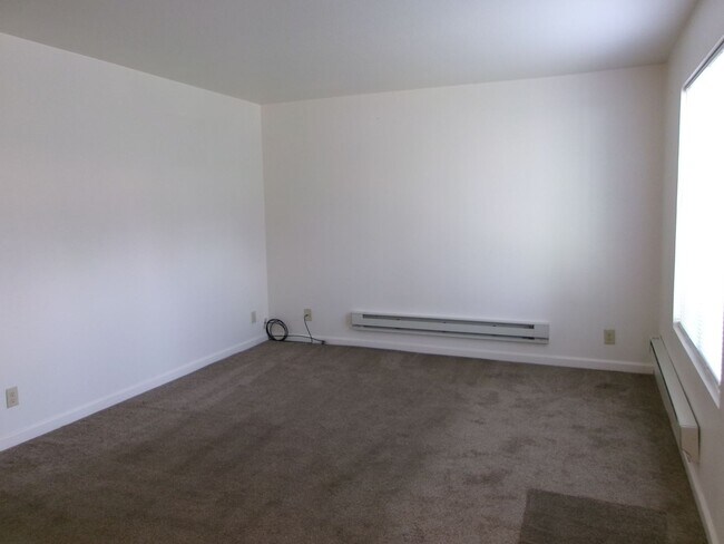 Photo - Well maintained 2 bedroom, 1 bath condo Unidad 25