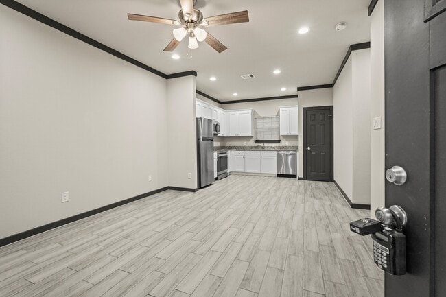 Photo - 4802 Cruse Rd