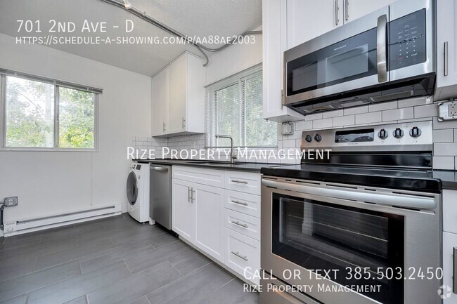 Building Photo - Spacious Top Floor Avenues 1 BR With Priva... Unit D Rental