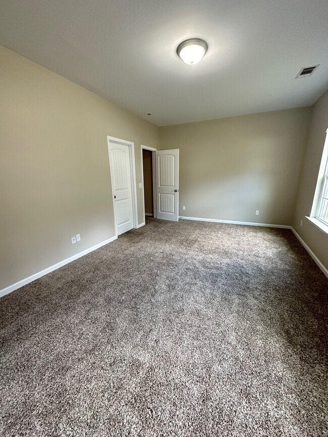 6 Quiet Pine Ct