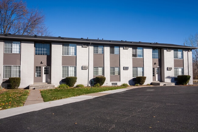 Poet Place Apartments - Poet Place Apartments