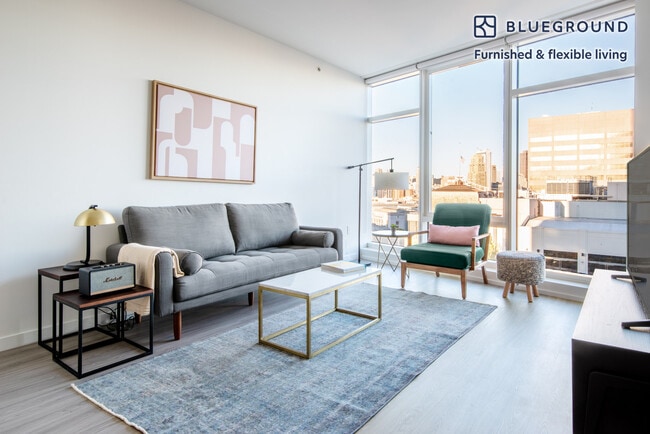 Photo - 8 10th St Unidad FL17-ID403