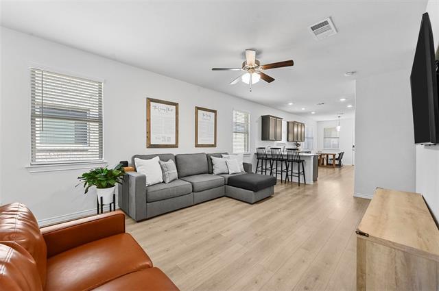 Photo - 1524 Bennington Ln