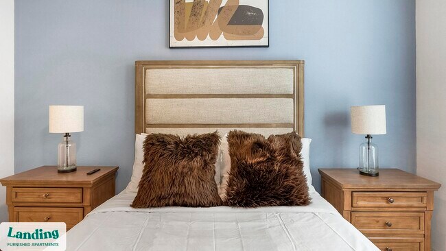 Photo - 2800 NE Green Oaks Blvd Unidad 5207