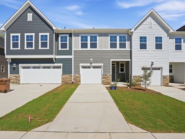 214 Deercroft Dr