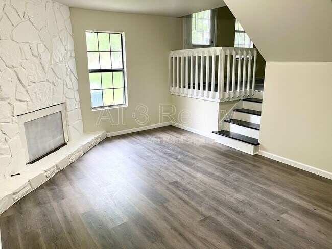 Photo - 5165 Fairforest Dr