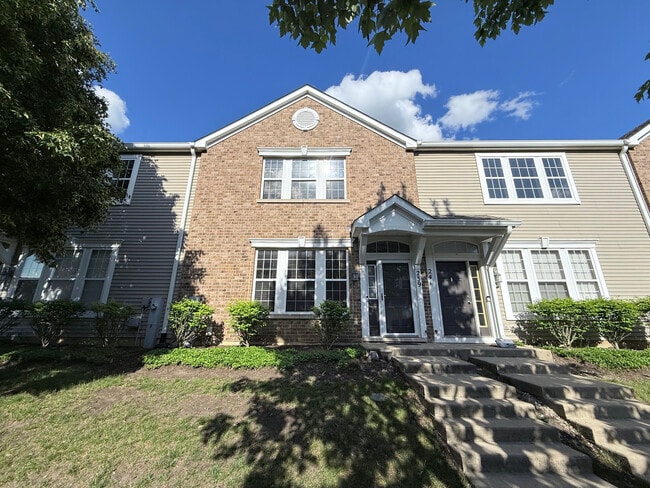 Photo - 239 Springbrook Trail S Townhome