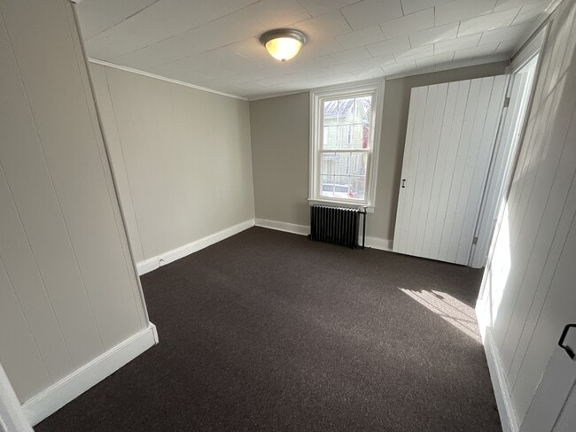 Photo - 21 S Washington St