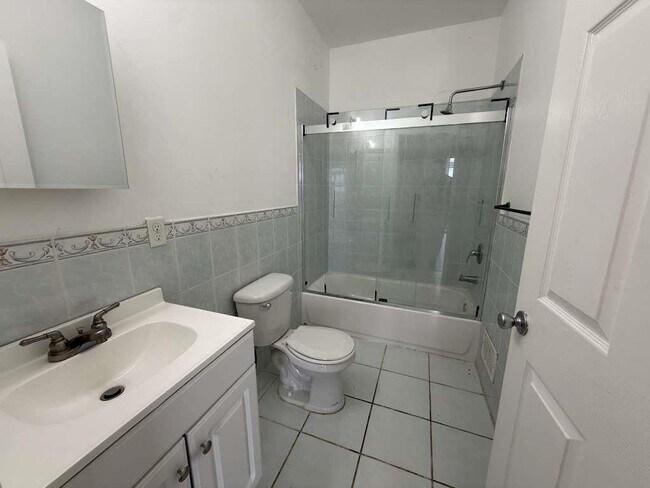 Photo - 33 Nelson Ave