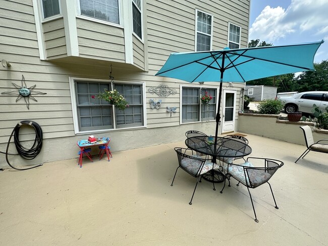 Photo - 20 Coffey Ln