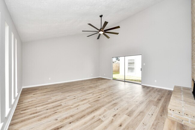 Photo - 9114 Spellman Rd