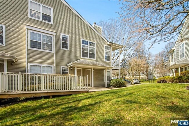 Photo - 1125 Hyde Park Ct Unit A2