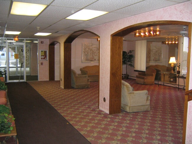 Photo - 1301 S Finley Rd Unidad 307