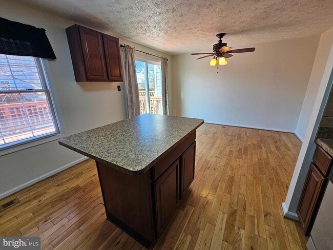 Photo - 703 Quiet Pond Ct