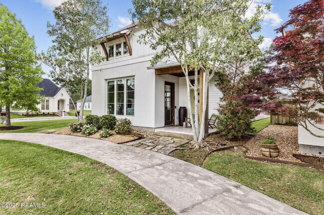 Photo - 112 Avoyelles Dr Casa