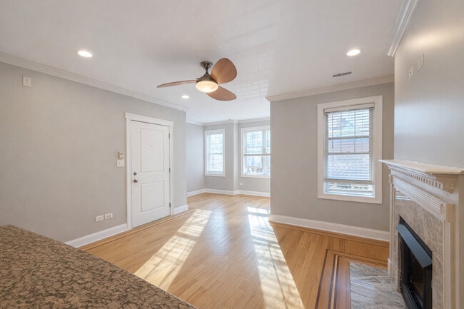 Photo - 6621 S Ingleside Ave Unit 2N