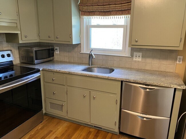 Photo - 138 Forest St