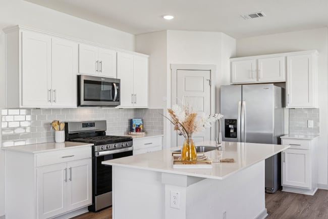 Photo - 523 Millbrook Blvd