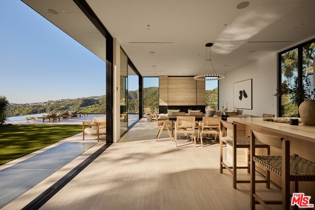 Photo - 1149 Linda Flora Dr